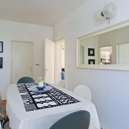 アパート Hedonica